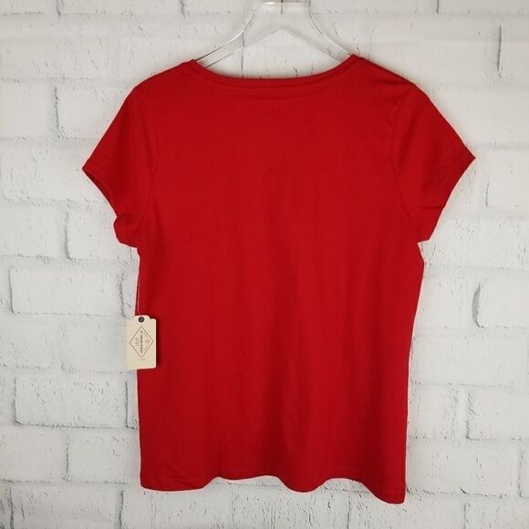 NWT. St.Johns Bay V Neck Graphic Tee. - Picture 7 of 7